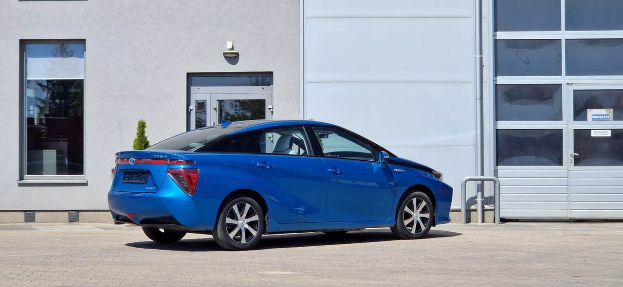 Toyota Mirai - Saloon car: picture 5 Toyota Mirai - Saloon car: picture 5