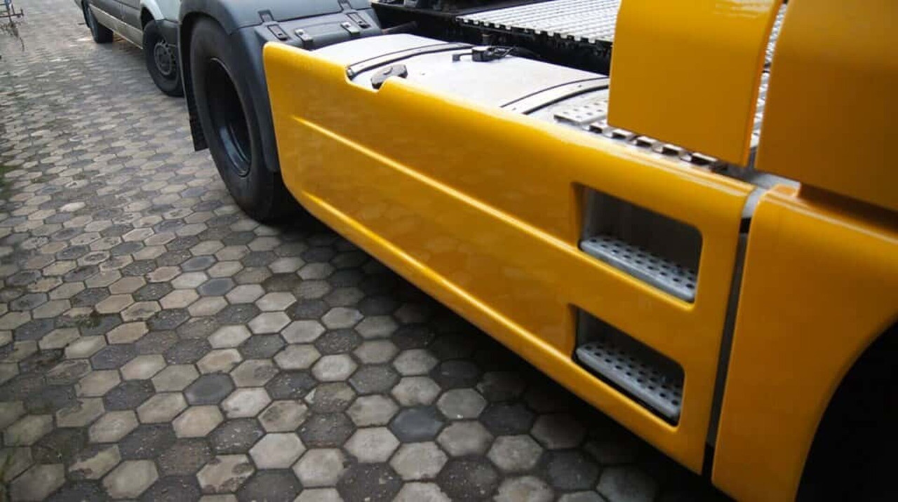 000060 Man tga tgx euro 5 zijskirt chassisskirts SET - Frame/ Chassis for Truck: picture 1 000060 Man tga tgx euro 5 zijskirt chassisskirts SET - Frame/ Chassis for Truck: picture 1