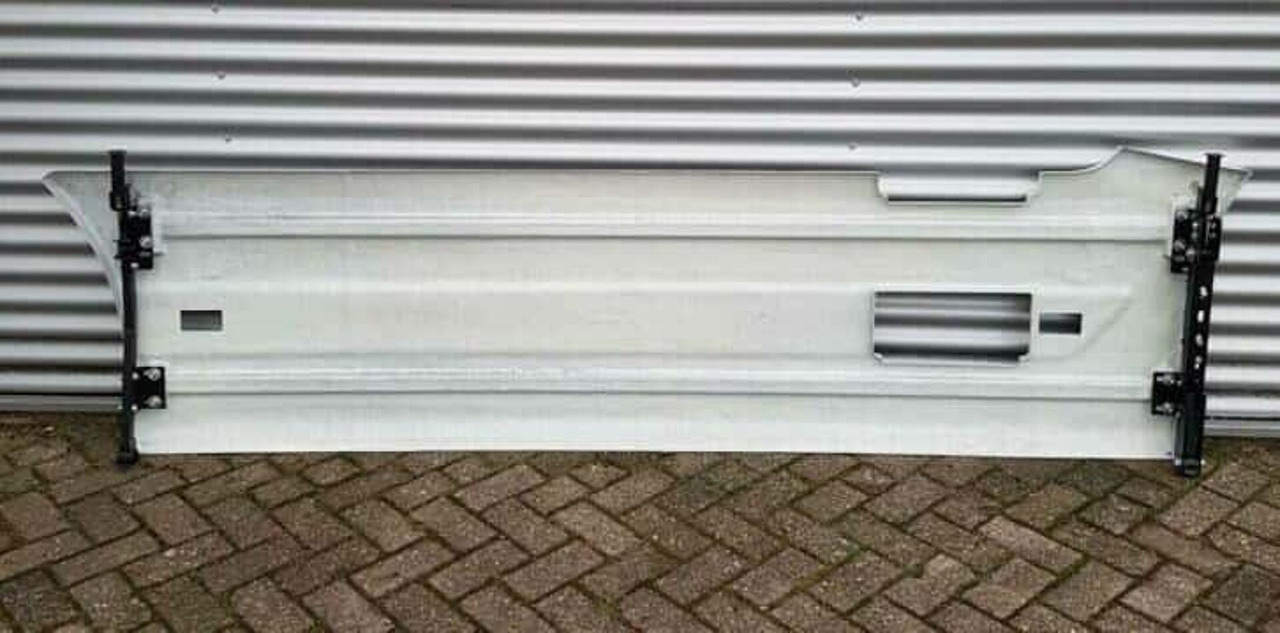 VOLVO FH4/5 ZIJSKIRTS COLOR C1103 WB3800 STEP38 EURO 6 000032 - Bumper for Truck: picture 4 VOLVO FH4/5 ZIJSKIRTS COLOR C1103 WB3800 STEP38 EURO 6 000032 - Bumper for Truck: picture 4