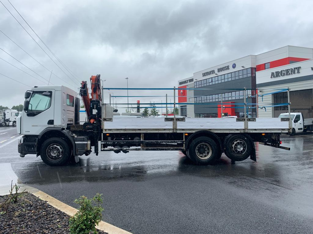 2011 Renault Premium Lander - Dropside/ Flatbed truck, Crane truck: picture 4 2011 Renault Premium Lander - Dropside/ Flatbed truck, Crane truck: picture 4