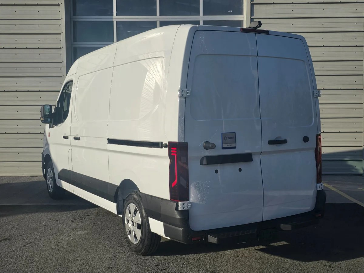 2025 Renault E-Tech Master L2H2 - Panel van: picture 3 2025 Renault E-Tech Master L2H2 - Panel van: picture 3