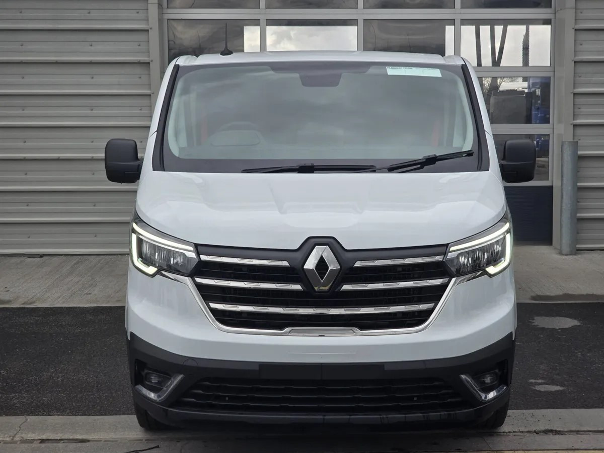2025 Renault Trafic E-Tech Crew Cab - Crew cab van: picture 5 2025 Renault Trafic E-Tech Crew Cab - Crew cab van: picture 5