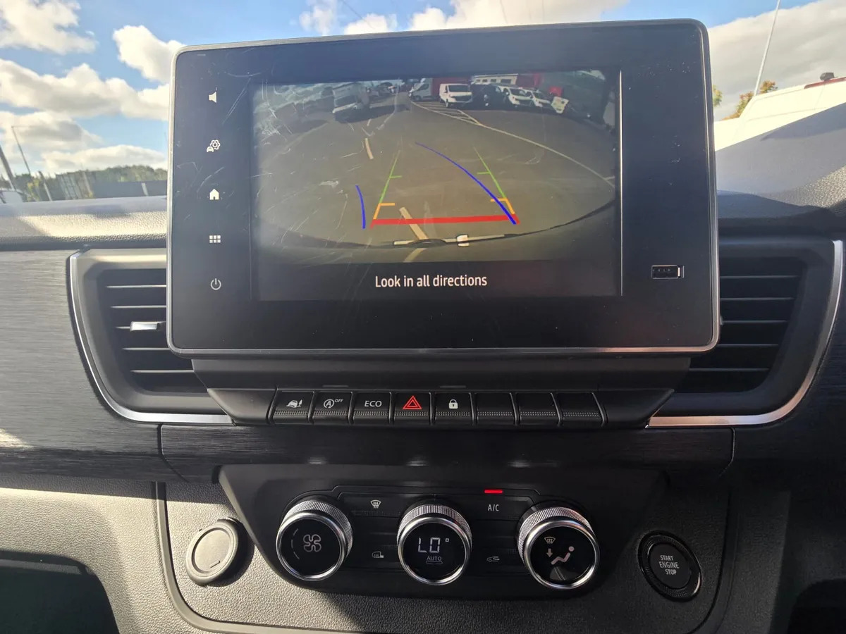 NEW Renault Trafic Exclusive 170BHP/150BHP Manual Black - Other machinery: picture 5 NEW Renault Trafic Exclusive 170BHP/150BHP Manual Black - Other machinery: picture 5