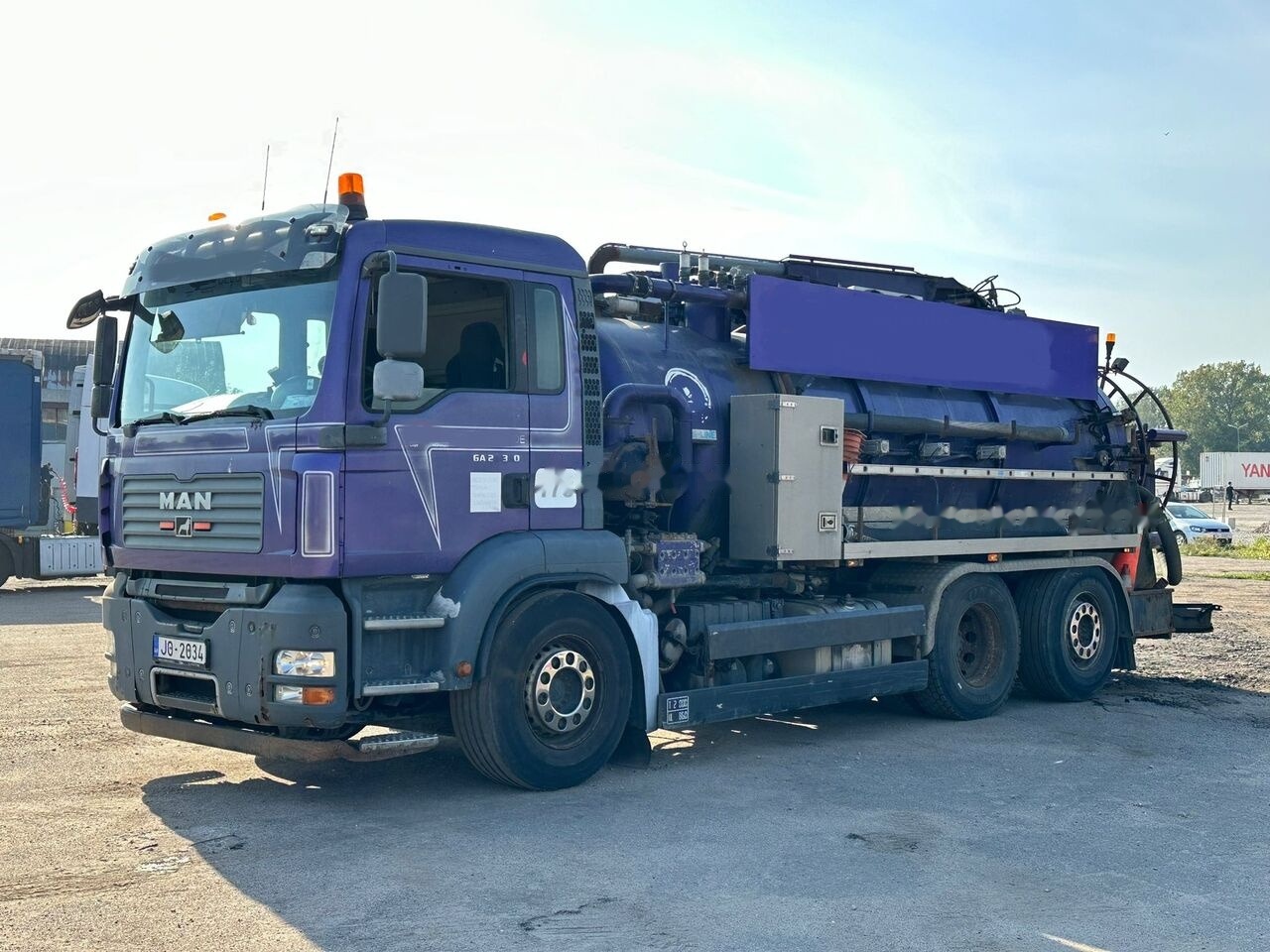MAN TGA 26.360 - Vacuum truck: picture 2 MAN TGA 26.360 - Vacuum truck: picture 2