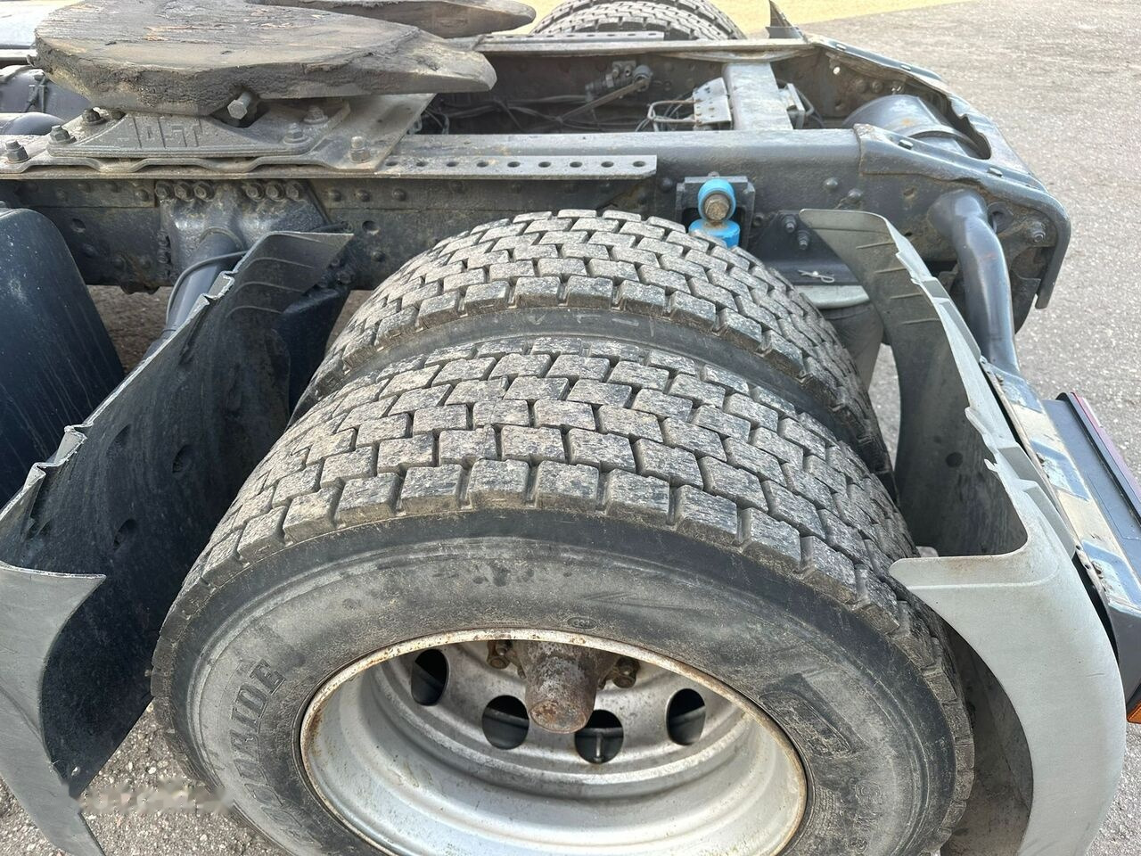 Scania R124 - Tractor unit: picture 5 Scania R124 - Tractor unit: picture 5