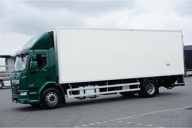 DAF LF / 250 / EURO 6 / CHŁODNIA + WINDA / MULTITEMPERATURA - Refrigerated truck: picture 3 DAF LF / 250 / EURO 6 / CHŁODNIA + WINDA / MULTITEMPERATURA - Refrigerated truck: picture 3