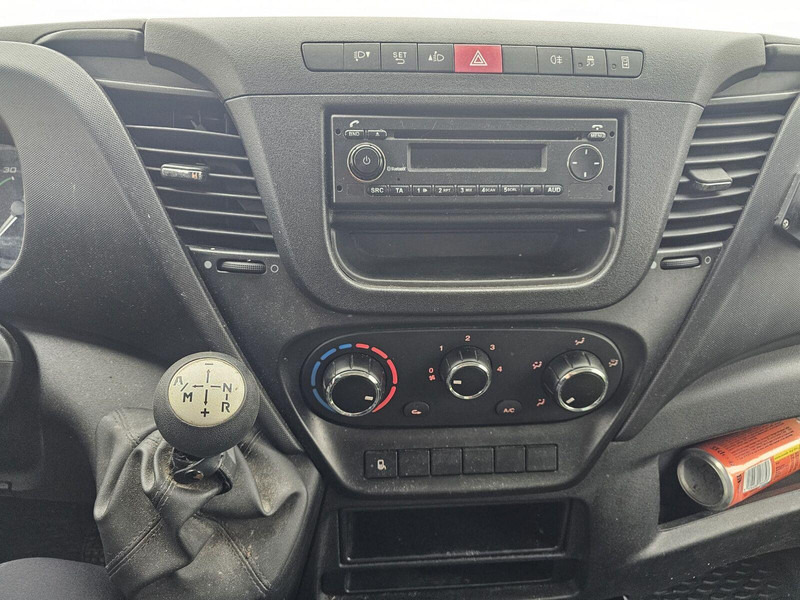 Refrigerated delivery van Iveco 35-130 S - Carrier Pulsor 350 frigo: picture 17