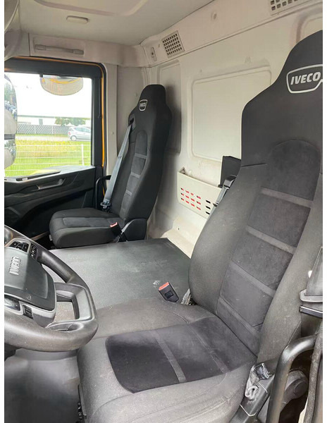 Leasing of Iveco AD 410 T51 Iveco AD 410 T51: picture 18