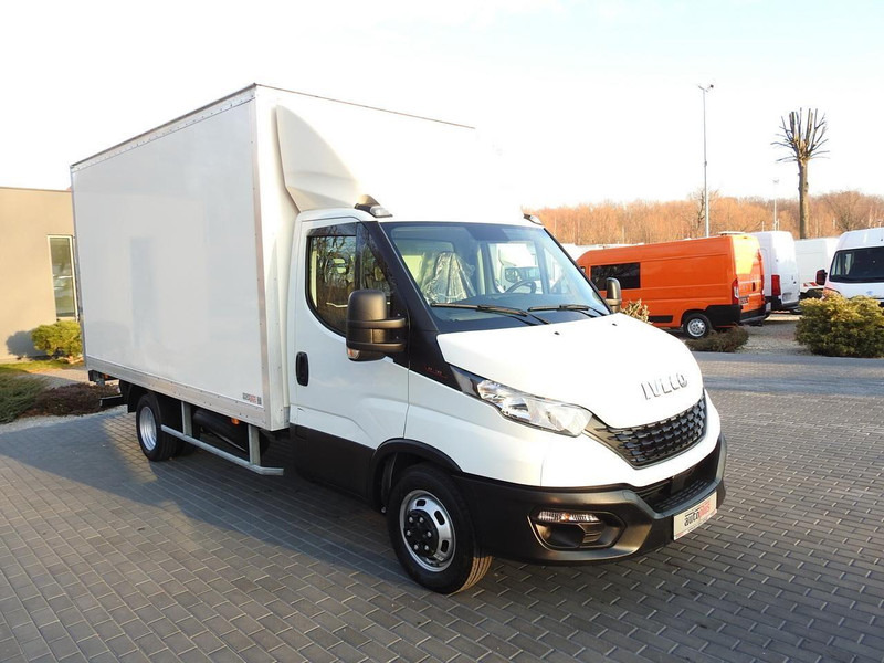 Iveco DAILY 35S16 KONTENER WINDA 8 PALET TEMPOMAT KLIMATYZACJA BLIŹNIA - Closed box van: picture 4 Iveco DAILY 35S16 KONTENER WINDA 8 PALET TEMPOMAT KLIMATYZACJA BLIŹNIA - Closed box van: picture 4