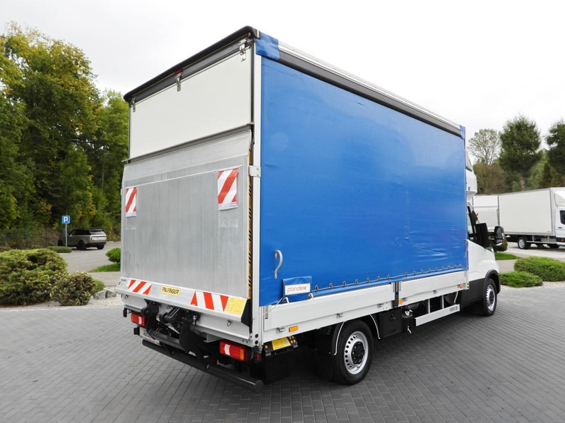 Iveco DAILY 35S18 - Curtain side van: picture 3 Iveco DAILY 35S18 - Curtain side van: picture 3