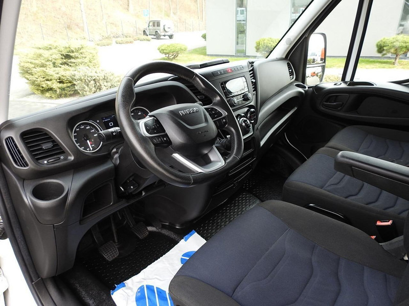 Iveco DAILY 35S18 PLANDEKA 10 PALET WEBASTO TEMPOMAT KLIMATYZACJA 18 - Curtain side van: picture 2 Iveco DAILY 35S18 PLANDEKA 10 PALET WEBASTO TEMPOMAT KLIMATYZACJA 18 - Curtain side van: picture 2