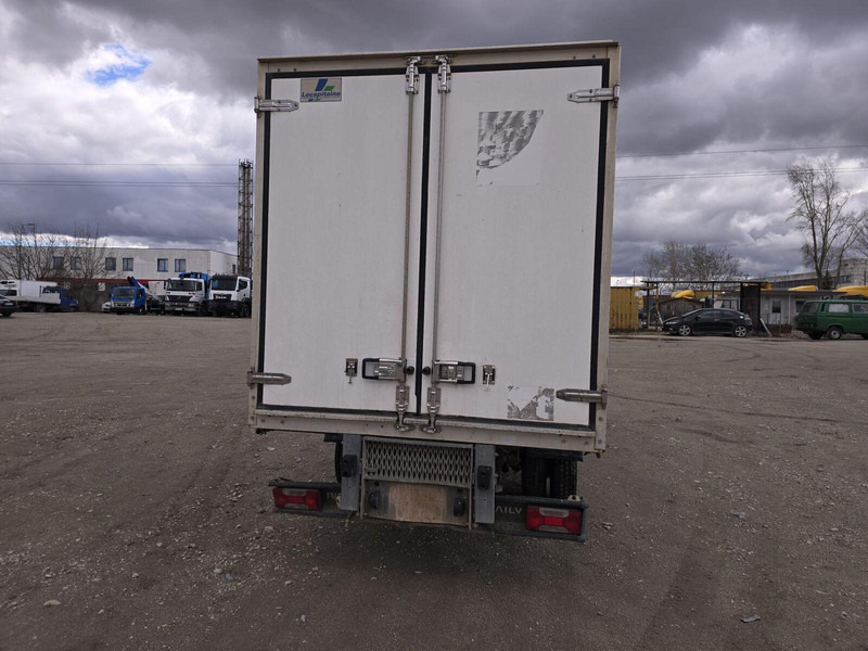 Refrigerated delivery van Iveco Daily 35 C 13 - Carrier Xarios 500 frigo: picture 8 Refrigerated delivery van Iveco Daily 35 C 13 - Carrier Xarios 500 frigo: picture 8