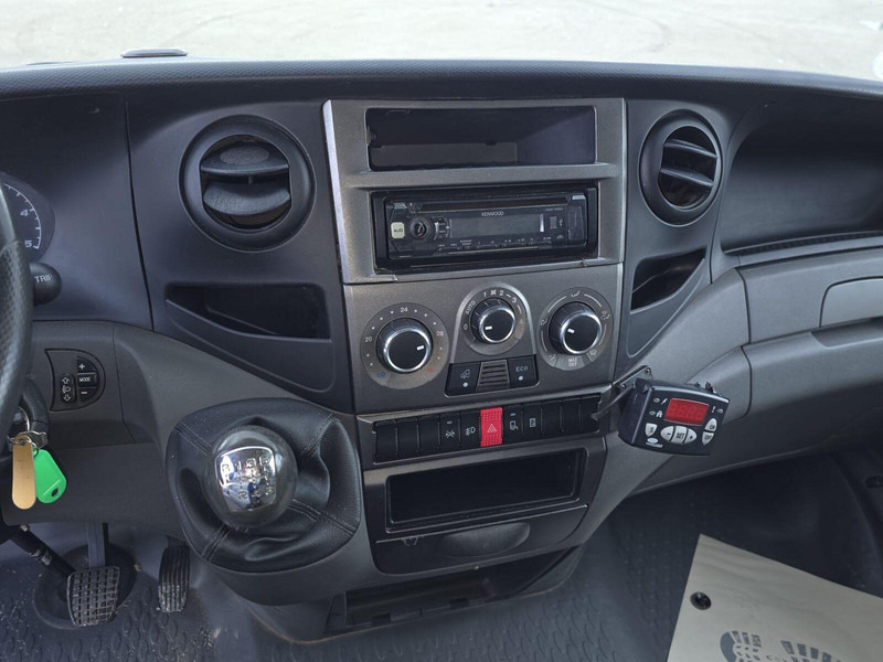 Refrigerated delivery van Iveco Daily 35 C 13 - Carrier Xarios 500 frigo: picture 14 Refrigerated delivery van Iveco Daily 35 C 13 - Carrier Xarios 500 frigo: picture 14