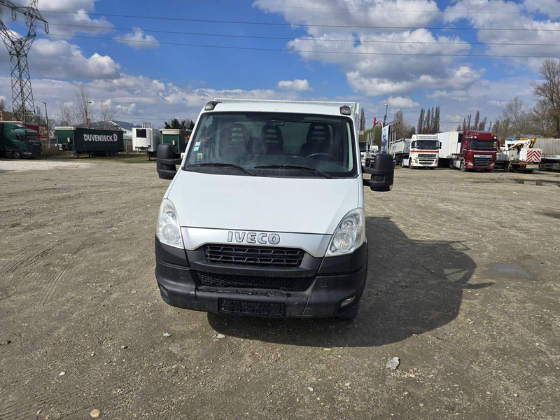 Iveco Daily 35 C 13 - Tipper + tool box - Tipper van: picture 2 Iveco Daily 35 C 13 - Tipper + tool box - Tipper van: picture 2
