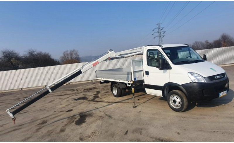 Iveco Daily 35C13 Bonfiglioli P 2300 - Pritsche 4,3 m - Open body delivery van: picture 1 Iveco Daily 35C13 Bonfiglioli P 2300 - Pritsche 4,3 m - Open body delivery van: picture 1