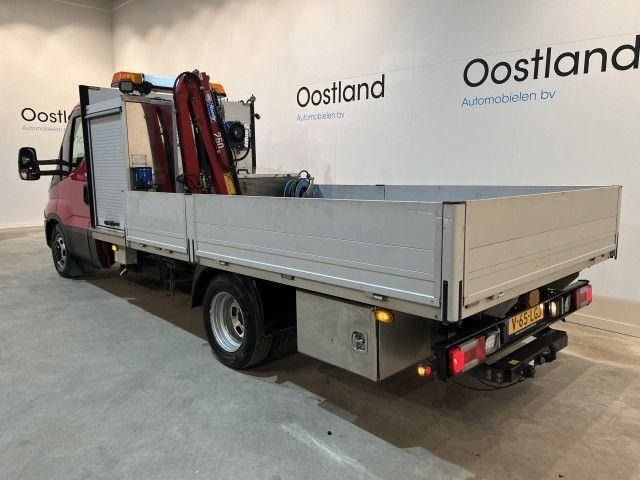 Iveco Daily 35C16 Flatbed + Crane HMF 252 T2 - Open body delivery van: picture 5 Iveco Daily 35C16 Flatbed + Crane HMF 252 T2 - Open body delivery van: picture 5