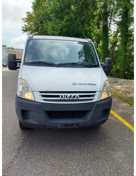 Iveco Daily 35S18 - Doka flatbed - Dropside/ Flatbed truck: picture 5 Iveco Daily 35S18 - Doka flatbed - Dropside/ Flatbed truck: picture 5