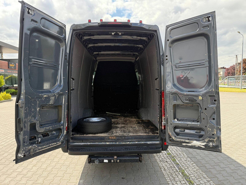 Closed box van Iveco Daily 35S18 Hi-Matic L4H2 Maxi Furgon Doka Brygadówka 6-miejsc S: picture 6 Closed box van Iveco Daily 35S18 Hi-Matic L4H2 Maxi Furgon Doka Brygadówka 6-miejsc S: picture 6