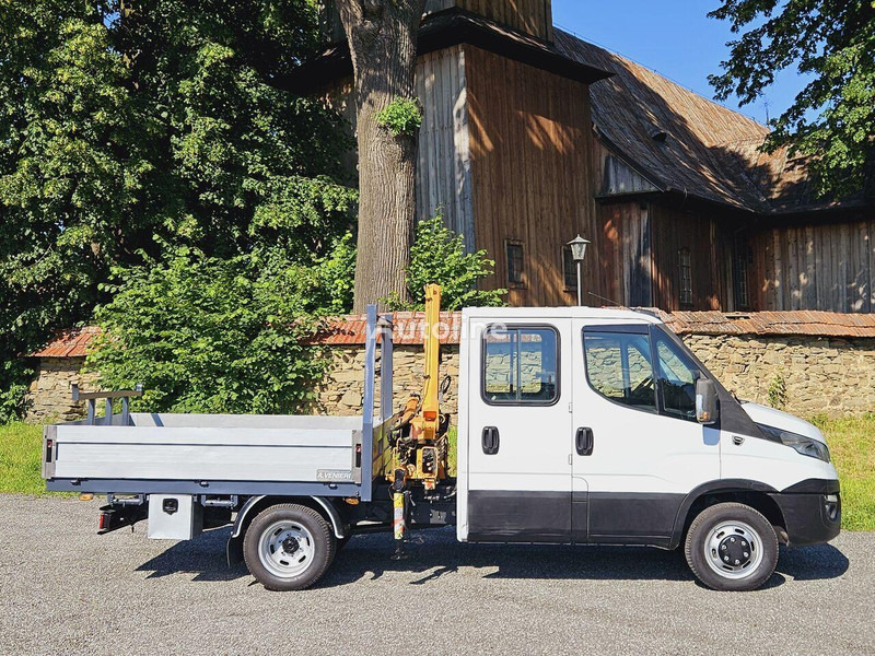 Iveco Daily 35c-15 Doka flatbed + crane Effer - Open body delivery van, Crew cab van: picture 5 Iveco Daily 35c-15 Doka flatbed + crane Effer - Open body delivery van, Crew cab van: picture 5