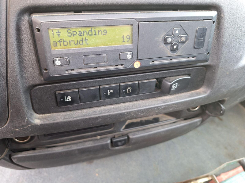 Car transporter truck Iveco Daily 72-180 Trailer: picture 15 Car transporter truck Iveco Daily 72-180 Trailer: picture 15