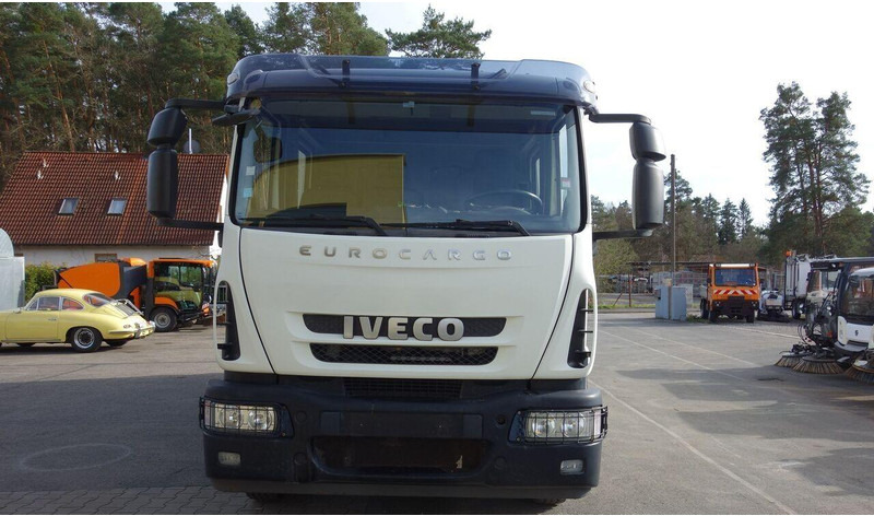 Iveco Eurocargo 120E225 - Workshop truck - Food truck: picture 2 Iveco Eurocargo 120E225 - Workshop truck - Food truck: picture 2