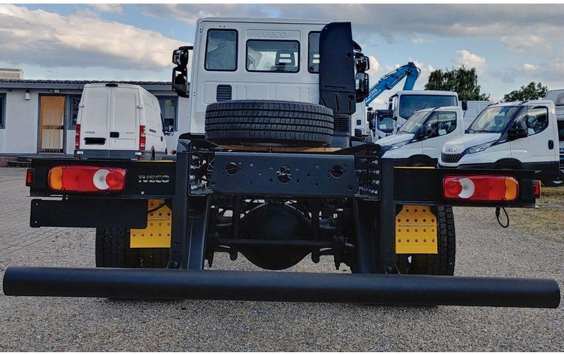 New Cab chassis truck Iveco Eurocargo ML120E21: picture 7