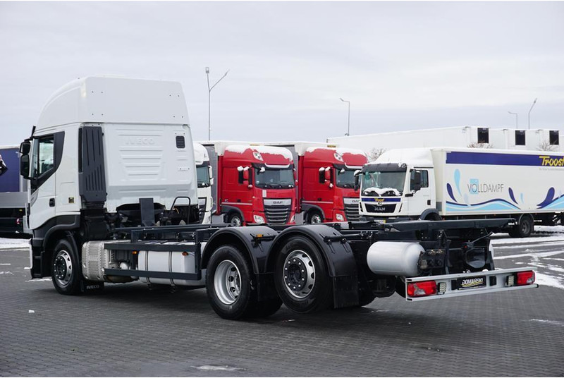 Iveco STRALIS / 460 / ACC / E 6 / RETARDER / BDF / 7,15 M , 7,45 M - Cab chassis truck: picture 5 Iveco STRALIS / 460 / ACC / E 6 / RETARDER / BDF / 7,15 M , 7,45 M - Cab chassis truck: picture 5