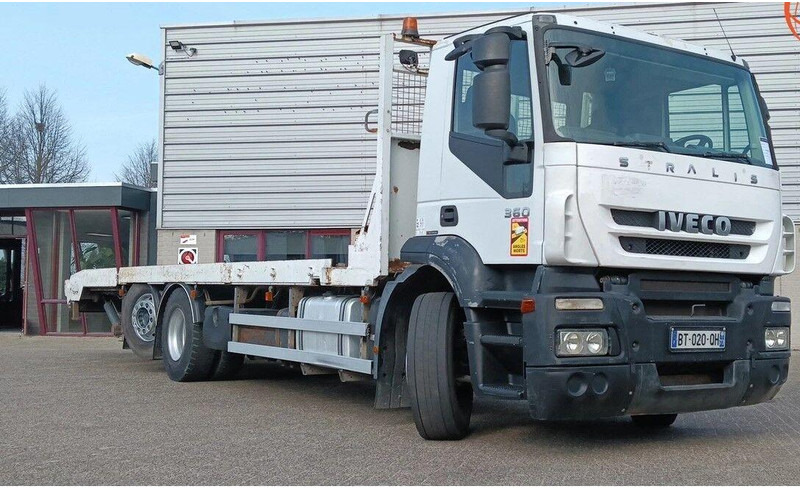 Iveco TGA 33.480 - Machine transporter - Car transporter truck: picture 3 Iveco TGA 33.480 - Machine transporter - Car transporter truck: picture 3