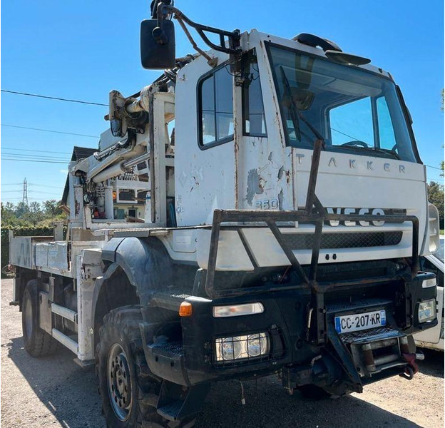 Iveco Trakker 360 - Drilling crane truck 4x4 - Drilling rig: picture 2 Iveco Trakker 360 - Drilling crane truck 4x4 - Drilling rig: picture 2