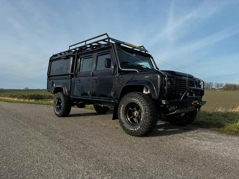 Land Rover Defender 130 - Off road 4x4 - SUV: picture 2 Land Rover Defender 130 - Off road 4x4 - SUV: picture 2