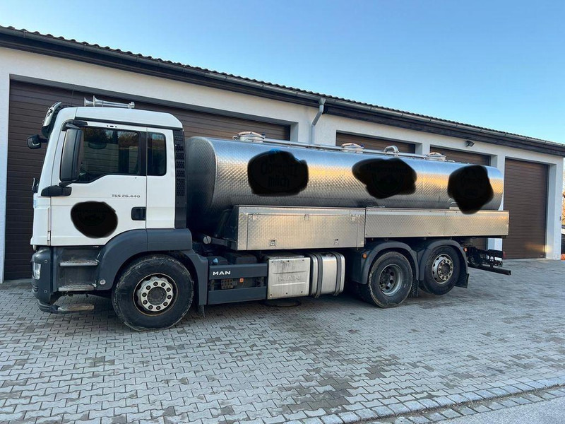 MAN 26.440 Milch - Tanker truck: picture 1 MAN 26.440 Milch - Tanker truck: picture 1