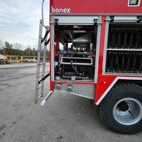 Fire engine MAN 6x6 STAR Firetruck Feuerwehr: picture 12