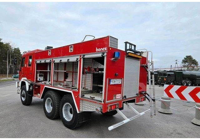 MAN 6x6 STAR Firetruck Feuerwehr - Fire engine: picture 5 MAN 6x6 STAR Firetruck Feuerwehr - Fire engine: picture 5
