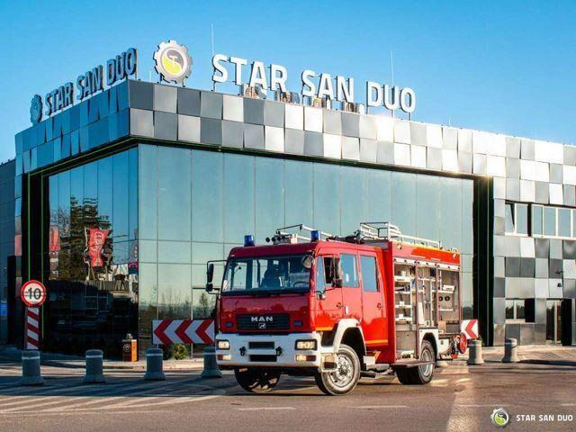 MAN L 80 4x4 Straż Pożarna Firetruck Feuerwehr - Fire engine: picture 3 MAN L 80 4x4 Straż Pożarna Firetruck Feuerwehr - Fire engine: picture 3