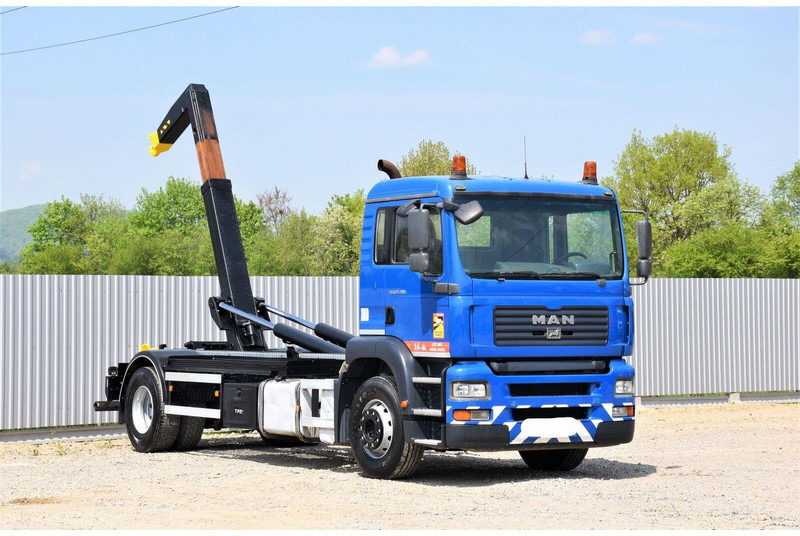 MAN TGA 18.310 - Hook lift truck: picture 1 MAN TGA 18.310 - Hook lift truck: picture 1