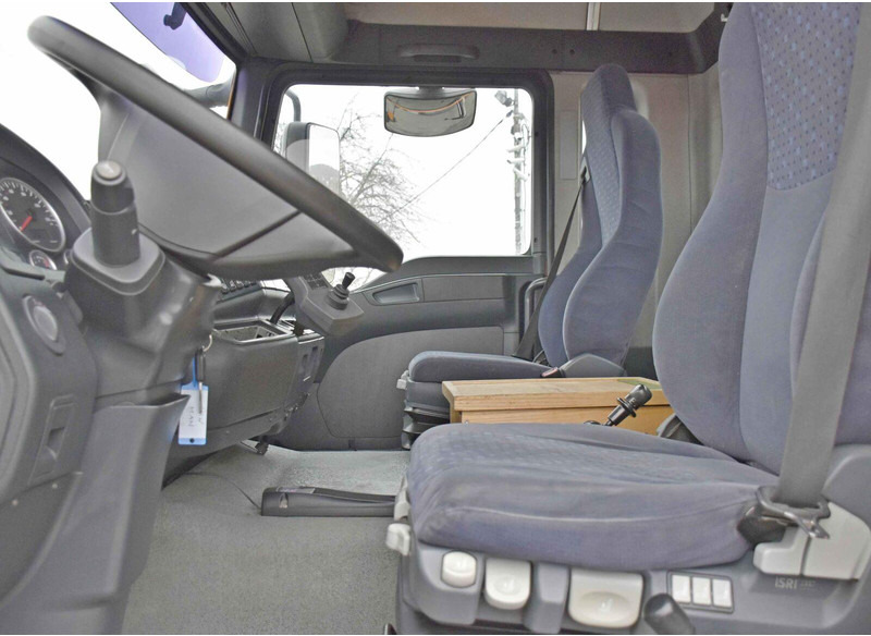 Tipper, Crane truck MAN TGA 18.360: picture 10 Tipper, Crane truck MAN TGA 18.360: picture 10