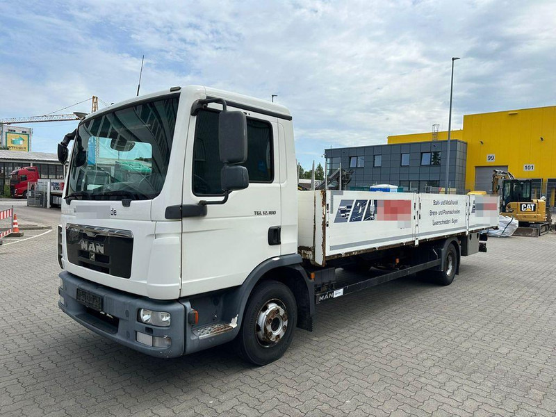 MAN TGL 12.180 4x2 Pritsche 7,20m - Dropside/ Flatbed truck: picture 2 MAN TGL 12.180 4x2 Pritsche 7,20m - Dropside/ Flatbed truck: picture 2