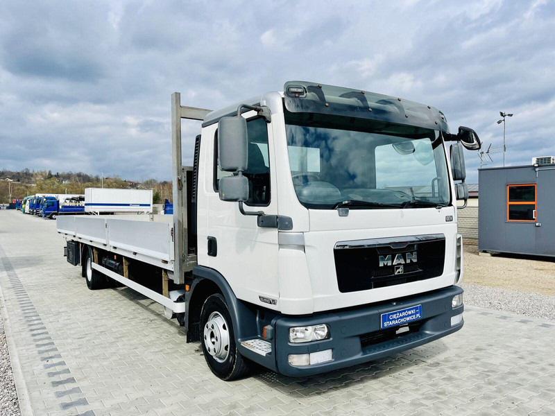 MAN TGL 12.250 - Dropside/ Flatbed truck: picture 1 MAN TGL 12.250 - Dropside/ Flatbed truck: picture 1