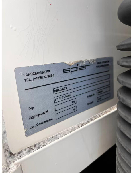 Horse truck MAN TGL 8.180 - Horse transporter: picture 9 Horse truck MAN TGL 8.180 - Horse transporter: picture 9