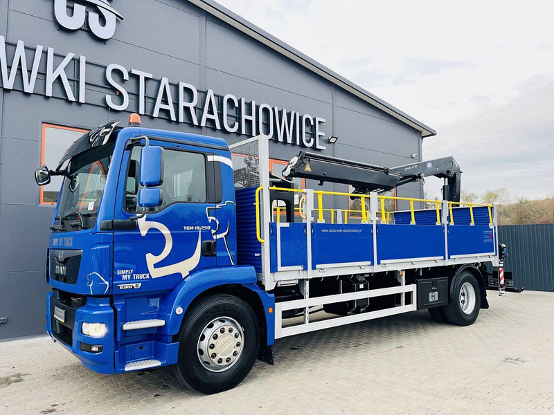 MAN TGM 18.250 - Dropside/ Flatbed truck, Crane truck: picture 2 MAN TGM 18.250 - Dropside/ Flatbed truck, Crane truck: picture 2
