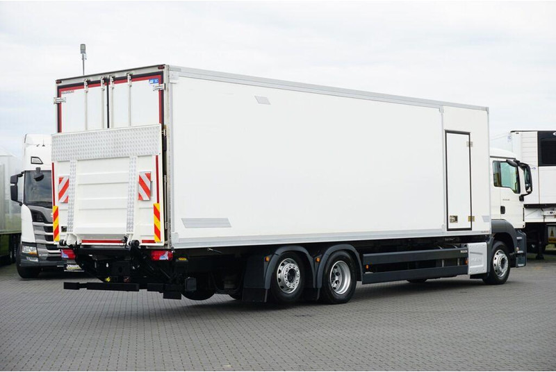 MAN TGS / 26.360 / EURO 6 / CHŁODNIA + WINDA / 23 PALETY - Refrigerated truck: picture 5 MAN TGS / 26.360 / EURO 6 / CHŁODNIA + WINDA / 23 PALETY - Refrigerated truck: picture 5
