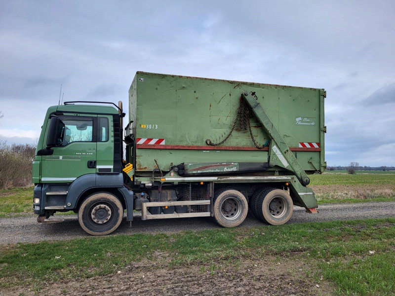 MAN TGS 26.440 6 X4 Gergen TAK 25 TD - Skip loader truck: picture 2 MAN TGS 26.440 6 X4 Gergen TAK 25 TD - Skip loader truck: picture 2