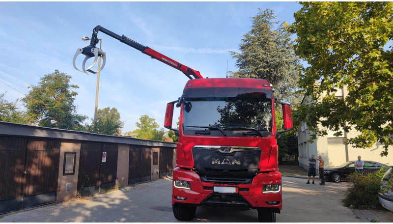 MAN TGS 33.520 - Timber truck, Crane truck: picture 4 MAN TGS 33.520 - Timber truck, Crane truck: picture 4