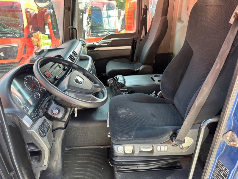 Tipper MAN TGS 41.440 8x4 BB: picture 11