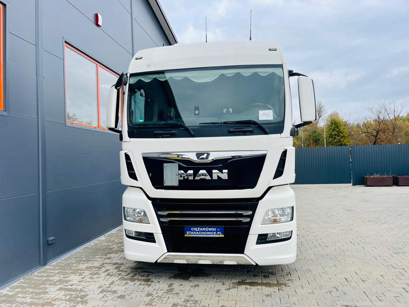 MAN TGX 26.420 - Cab chassis truck: picture 3 MAN TGX 26.420 - Cab chassis truck: picture 3