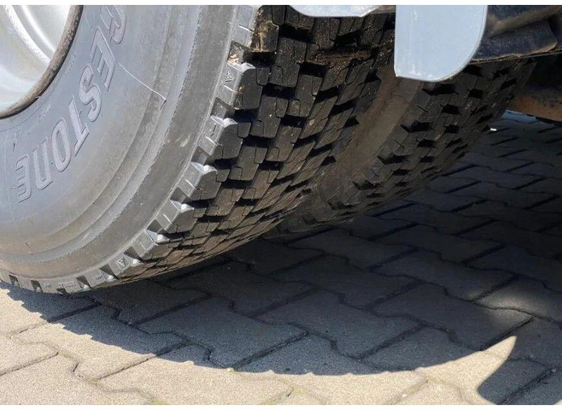 Hook lift truck MAN TGX 26.440: picture 12