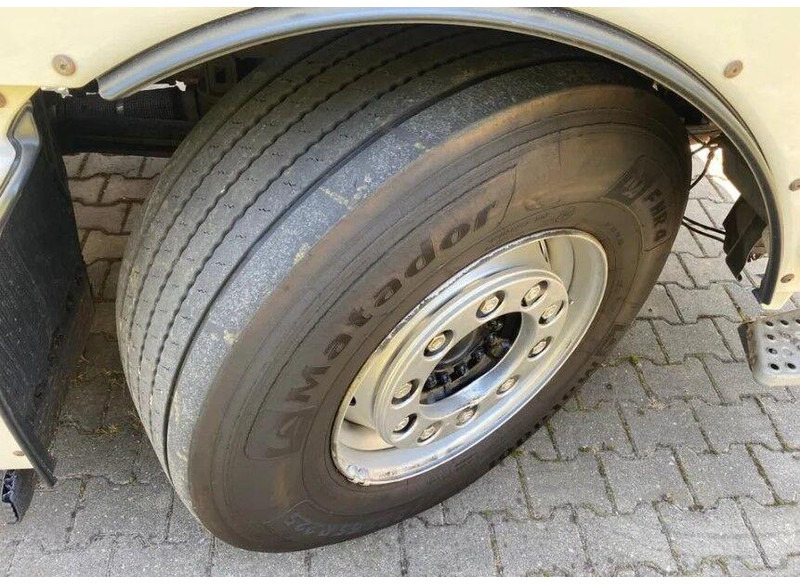 Hook lift truck MAN TGX 26.440: picture 13