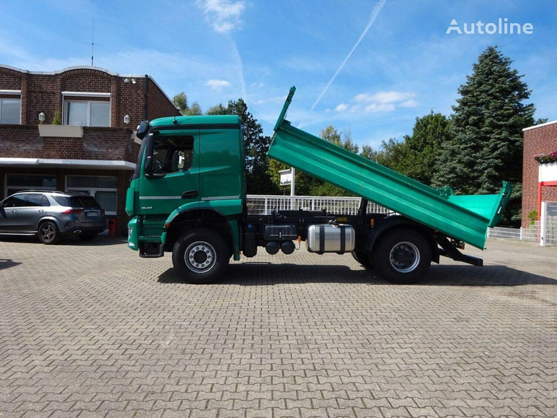Mercedes-Benz 1843 Arocs 3 way Meiller tipper - Tipper: picture 5 Mercedes-Benz 1843 Arocs 3 way Meiller tipper - Tipper: picture 5