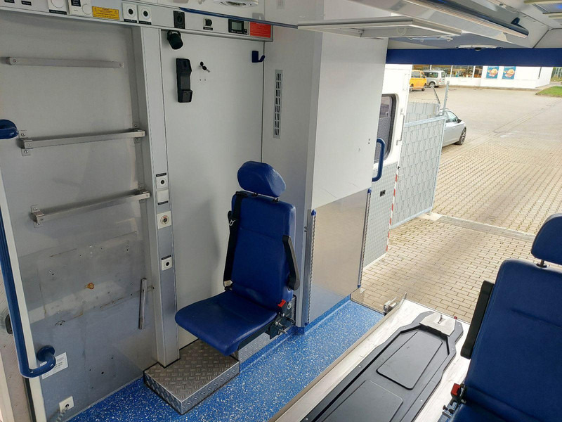 Ambulance Mercedes-Benz 519 CDI Ambulance: picture 15 Ambulance Mercedes-Benz 519 CDI Ambulance: picture 15
