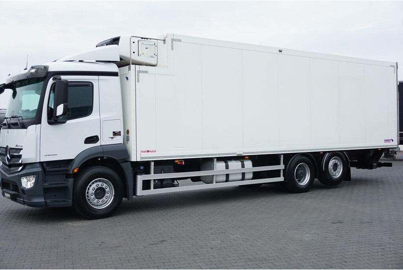 Mercedes-Benz ANTOS / 2535 / EURO 6 / CHŁODNIA + WINDA / 23 PALETY / OŚ SKRĘTN - Refrigerated truck: picture 4 Mercedes-Benz ANTOS / 2535 / EURO 6 / CHŁODNIA + WINDA / 23 PALETY / OŚ SKRĘTN - Refrigerated truck: picture 4
